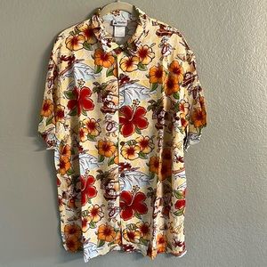 Disney Parks sz L button front short sleeve shirt. Mickey Mouse